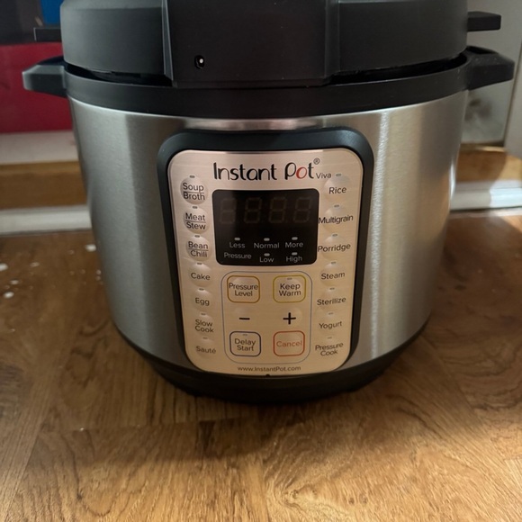 COPY - Instant Pot Viva Pressure Cooker - Picture 1 of 4
